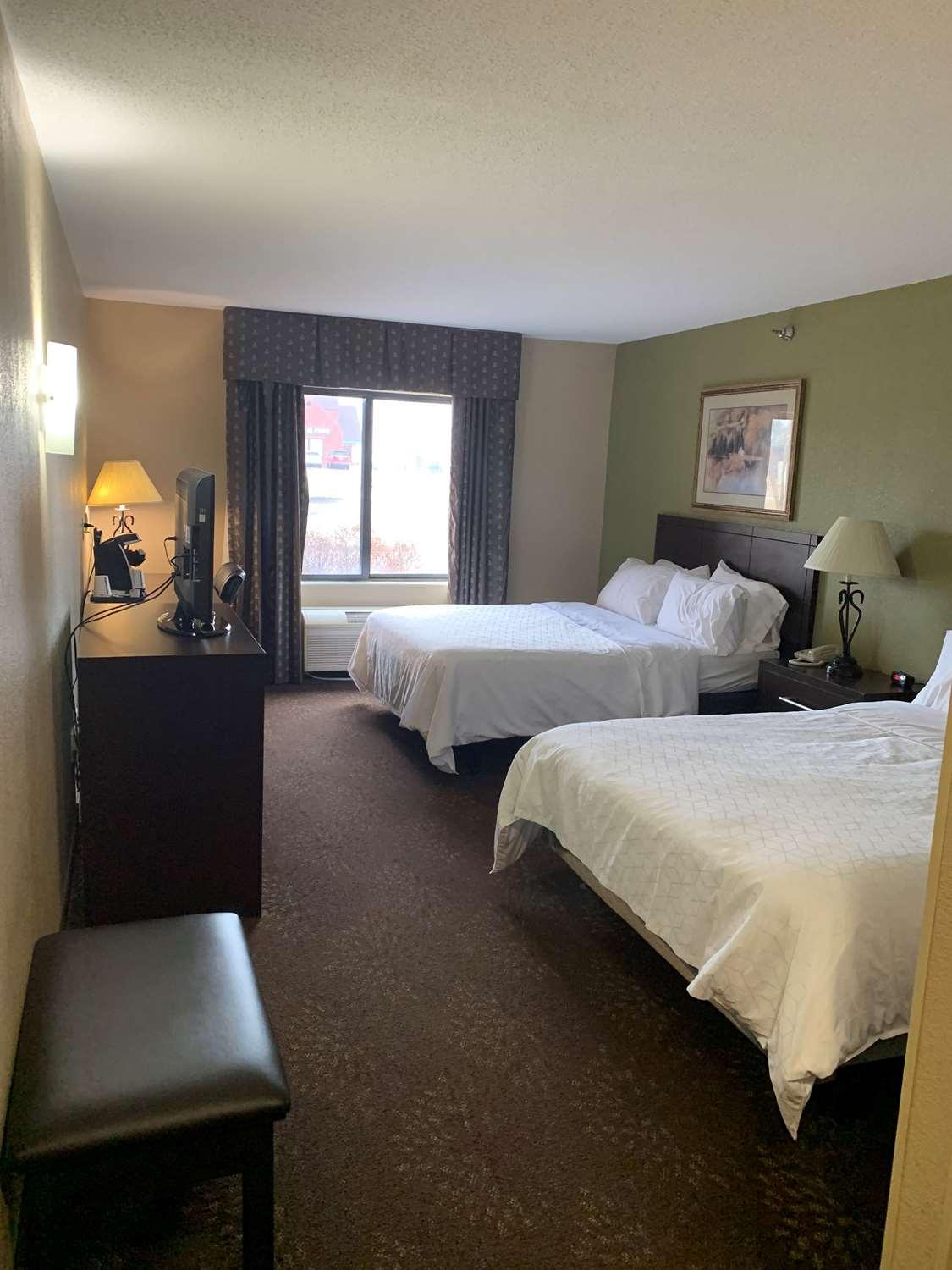 Best Western Watertown Inn & Suites Extérieur photo