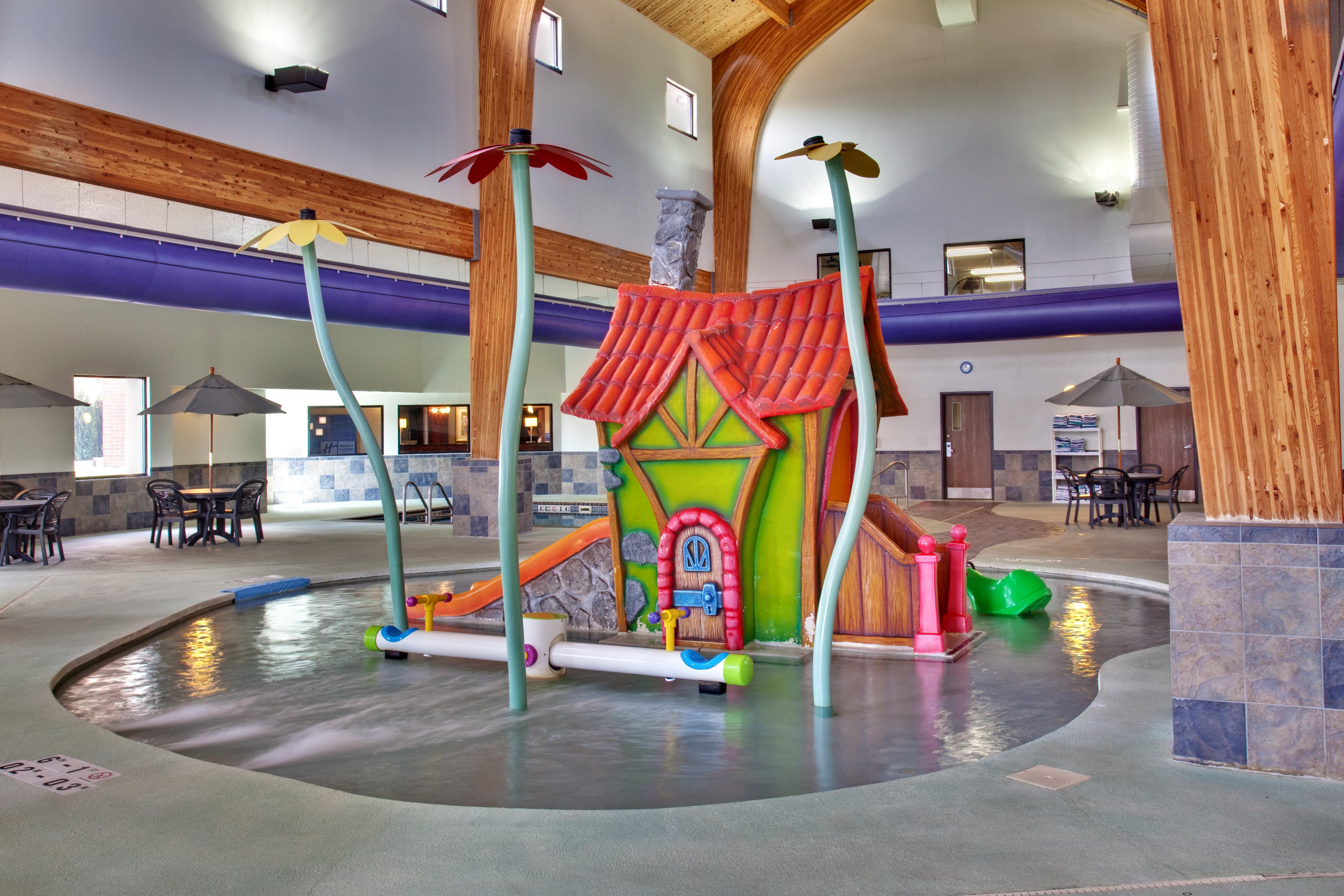 Best Western Watertown Inn & Suites Extérieur photo